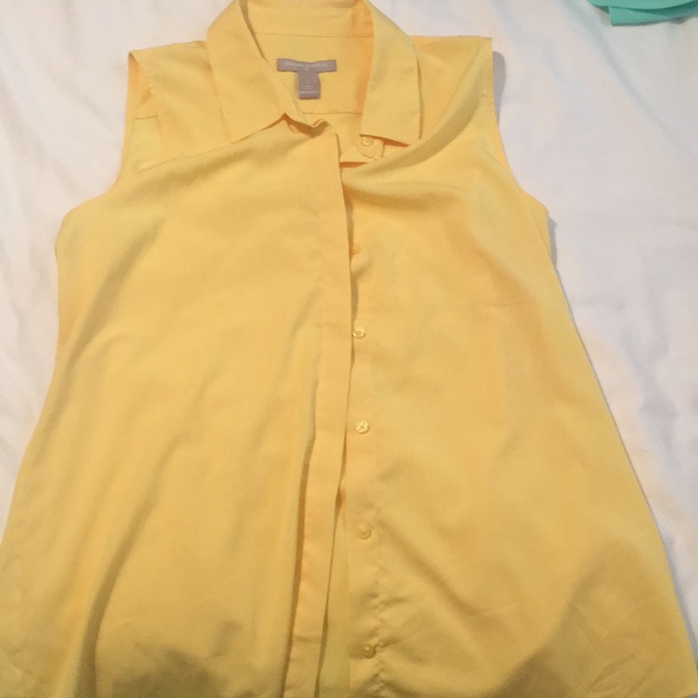 Banana Republic Sleeveless dress shirt
